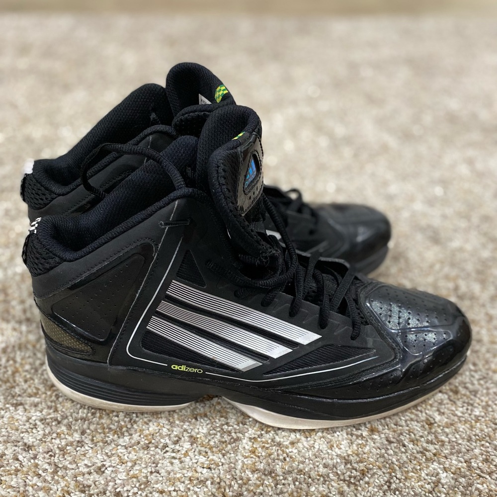 Mens Adidas Shoes Size 9.5